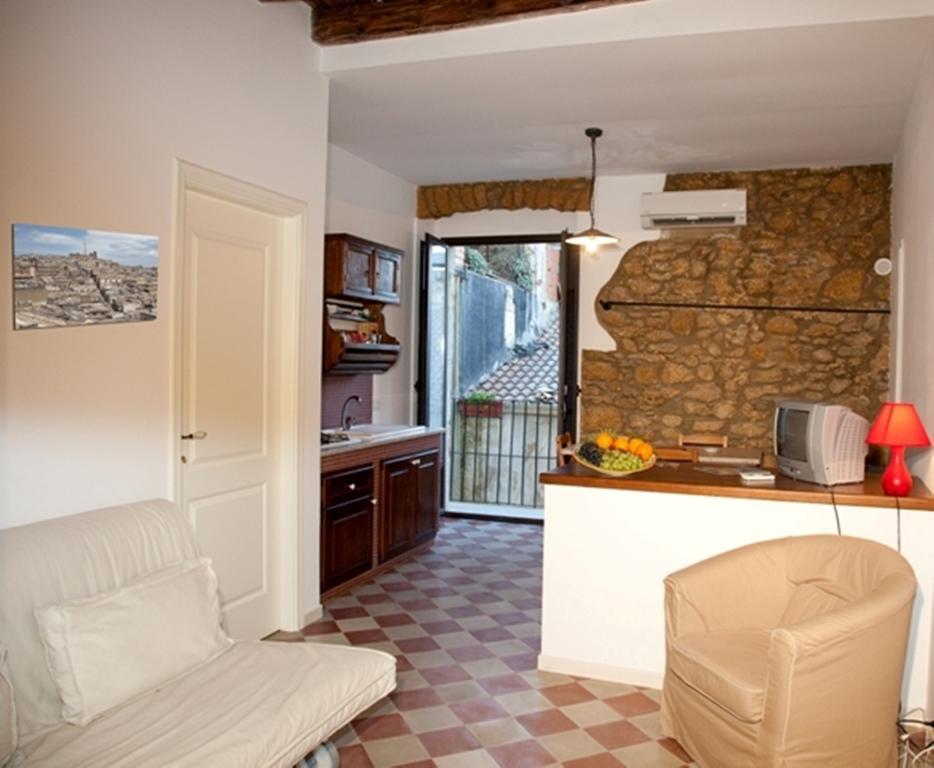 Carruggiu Casavacanze Caltagirone Habitación foto